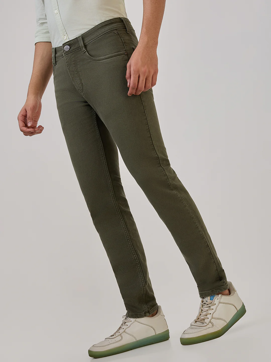 Park Avenue Men Green Twill Super Slim Fit Cotton Blend Jeans - Image 2