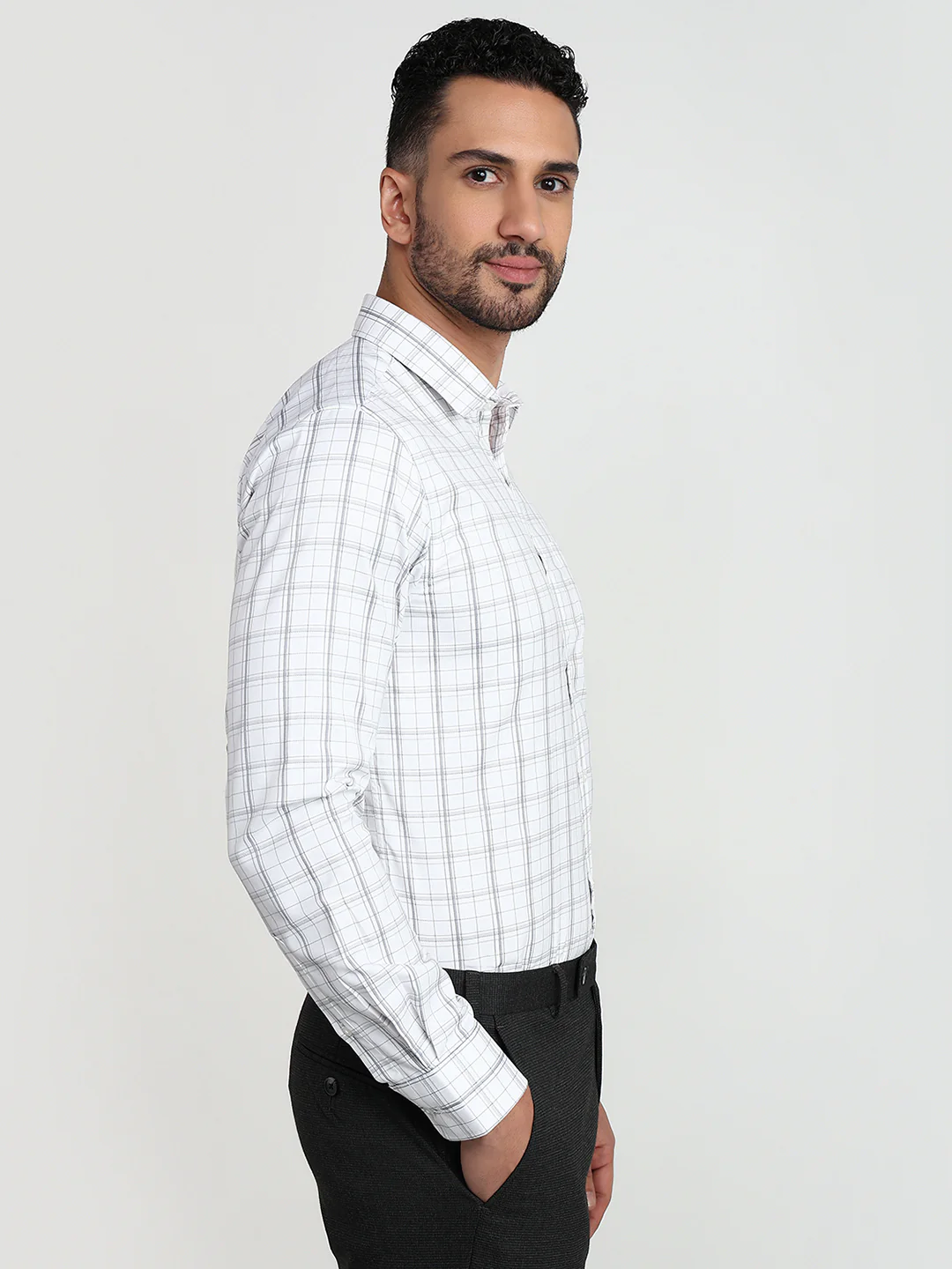 Park Avenue Men Grey Checks Slim Fit Cotton Blend Shirt - Image 3