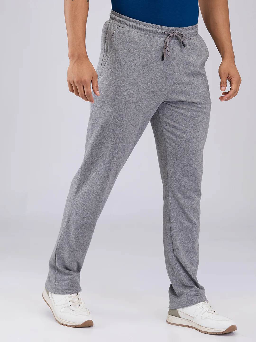 Park Avenue Men Grey Cotton Blend Trackpant - Image 2
