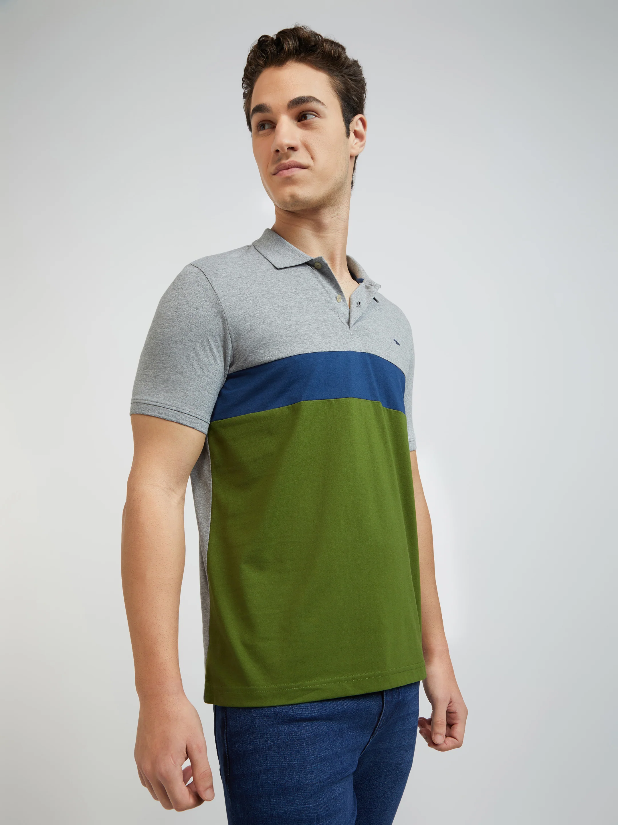 Park Avenue Men Grey Cut & Sew Slim Fit Cotton Blend T-Shirt - Image 4
