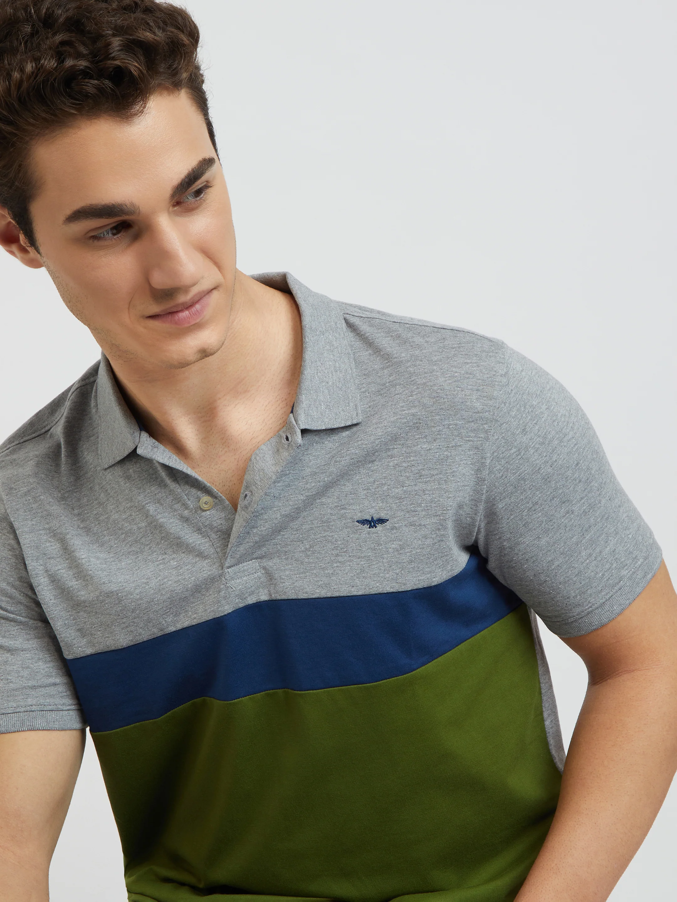 Park Avenue Men Grey Cut & Sew Slim Fit Cotton Blend T-Shirt - Image 7