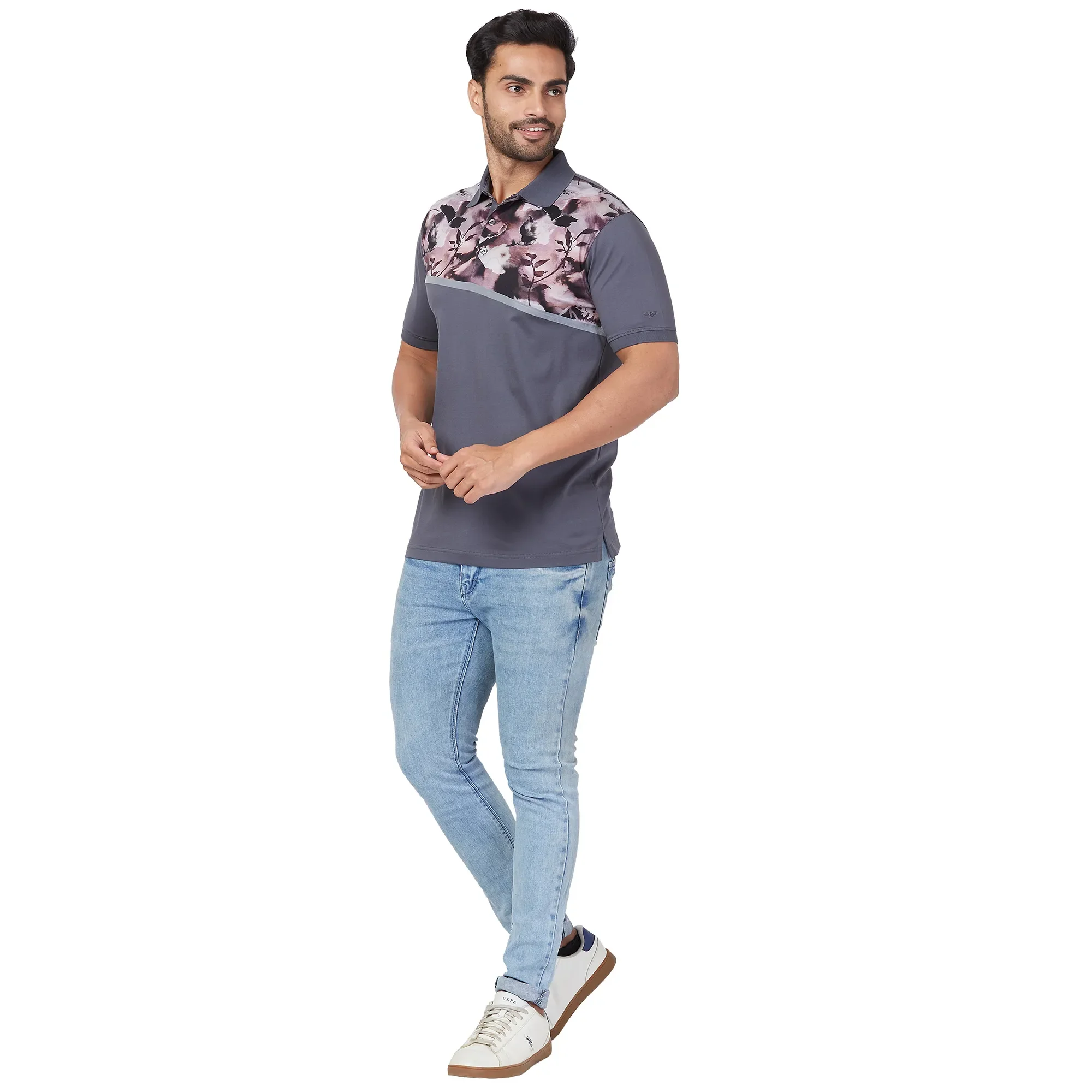 Park Avenue Men Grey Print Slim Fit Cotton T-Shirt - Image 5