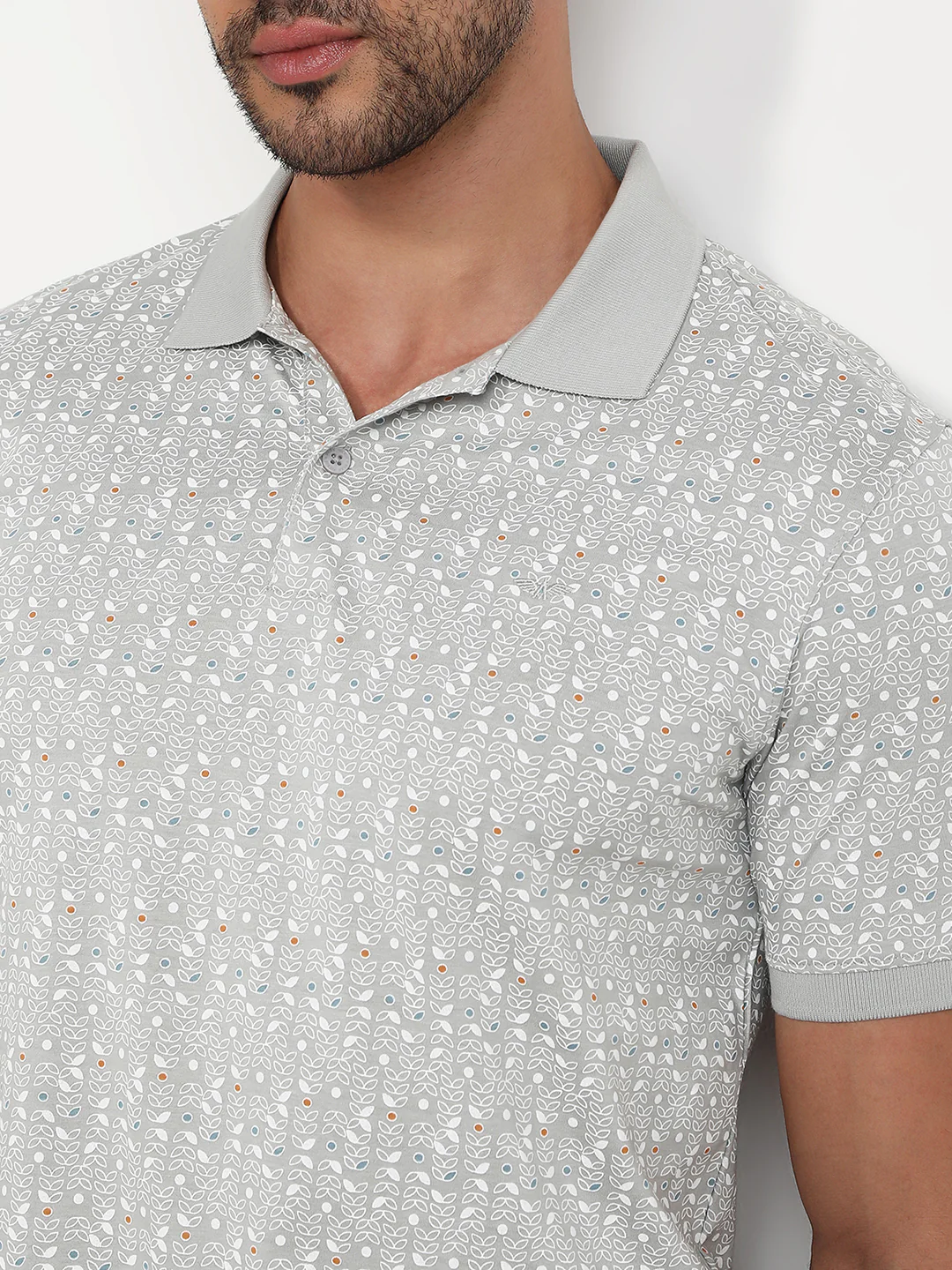 Park Avenue Men Grey Printed Slim Fit Cotton T-Shirt - Image 6