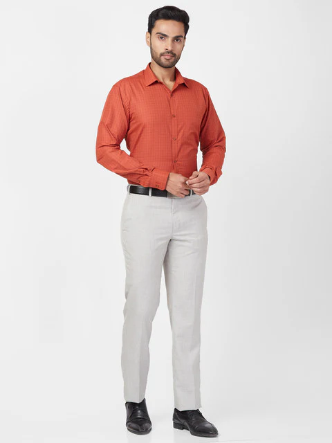 Park Avenue Men Grey Regular Fit Solid Trouser - Image 5