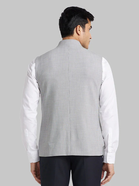 Park Avenue Men Grey Slim Fit Structured Waist Coat - Image 4