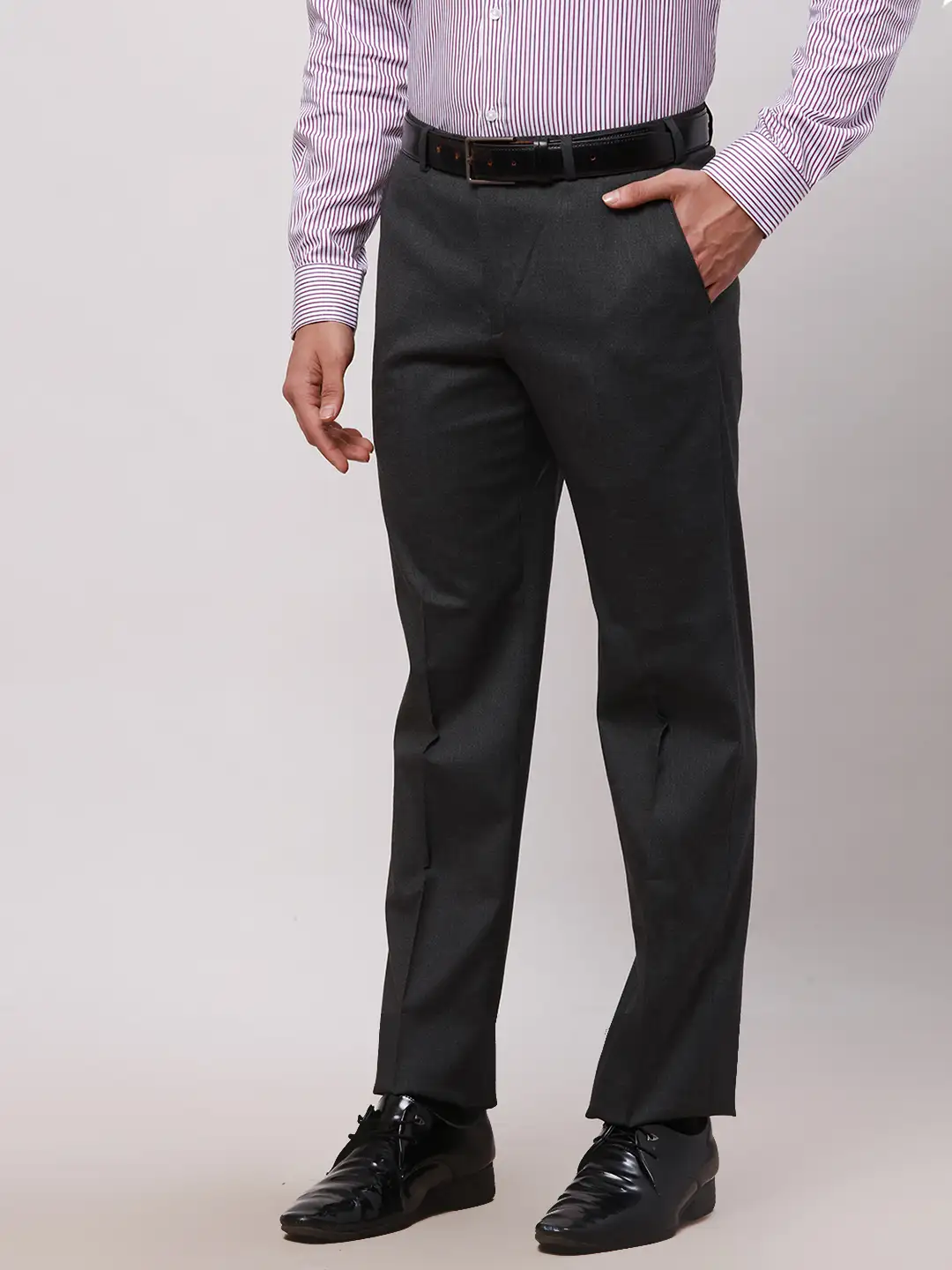 Park Avenue Men Grey Smart Fit Checks Cotton Trousers - Image 3