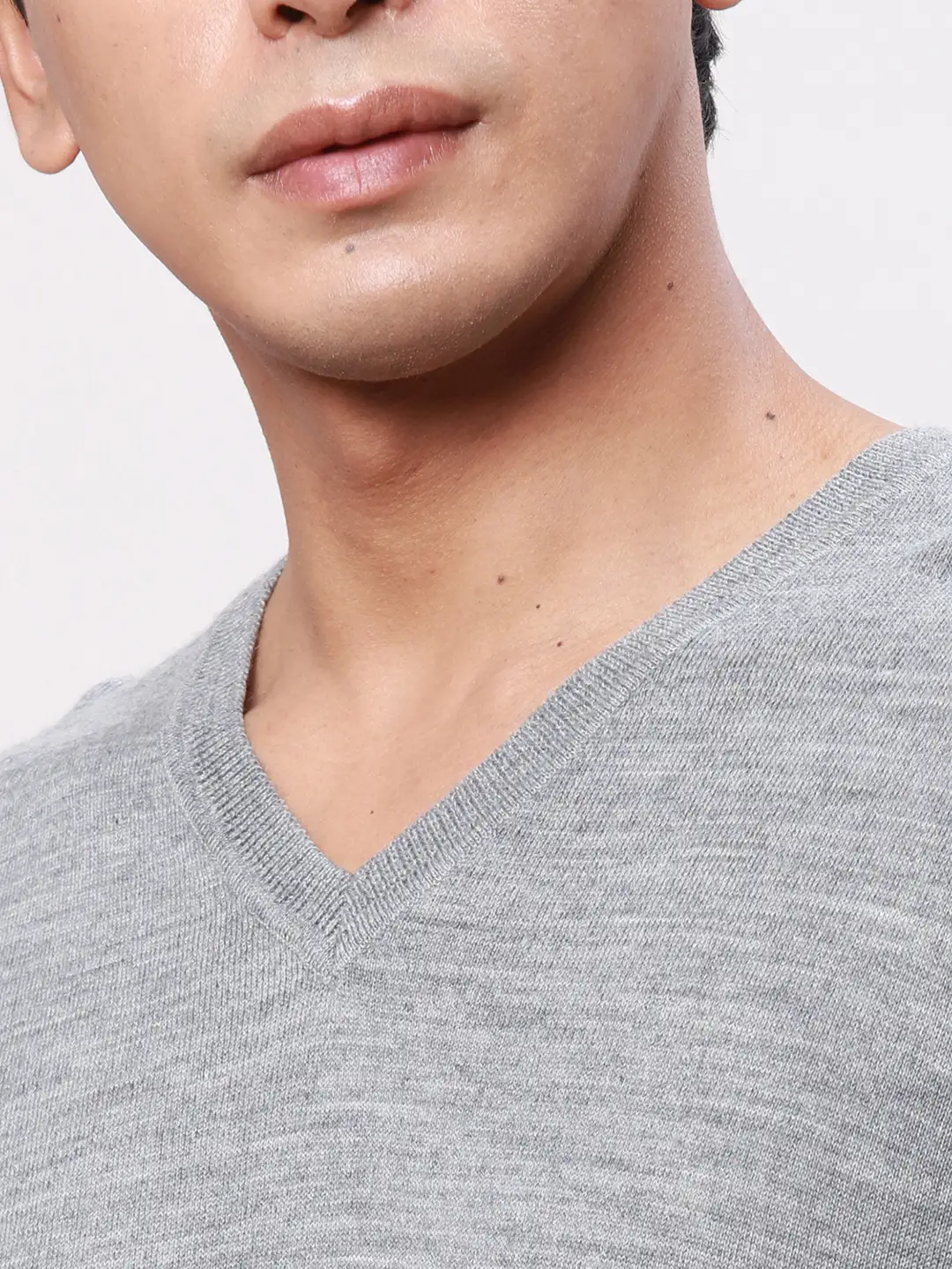 Park Avenue Men Grey Solid Regular Acrylic Blend Full Sleeve Pullover - Image 6