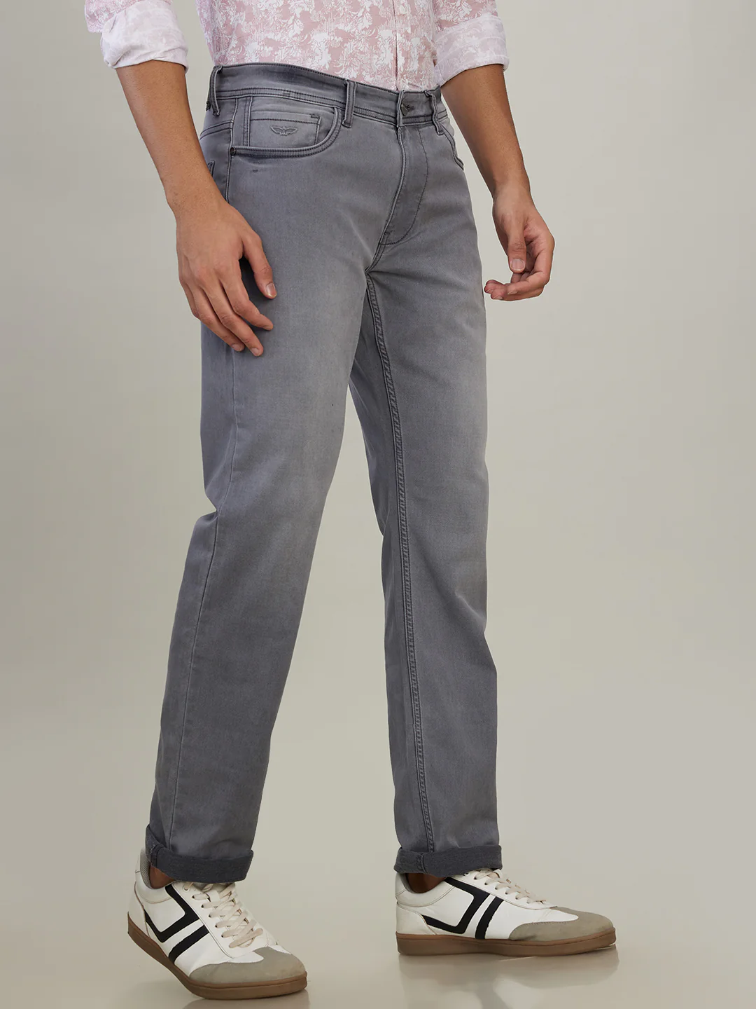 Park Avenue Men Grey Solid Slim Fit Cotton Blend Jeans - Image 2