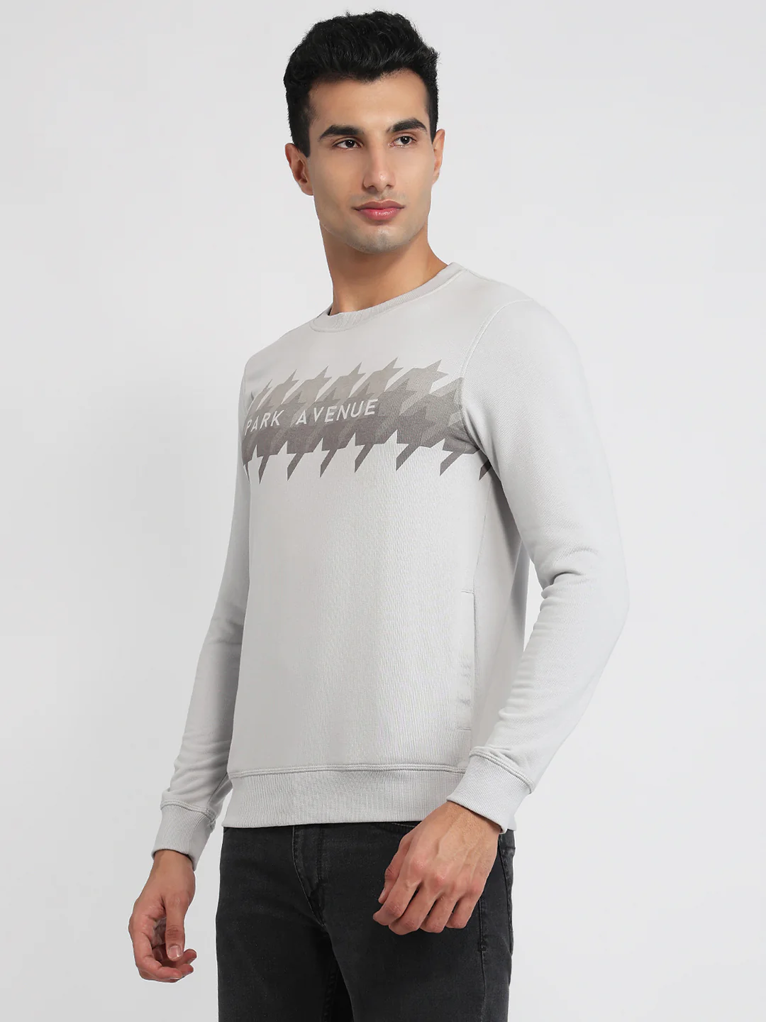 Park Avenue Men Grey Solid Slim Fit Cotton Blend Sweatshirt - Image 2