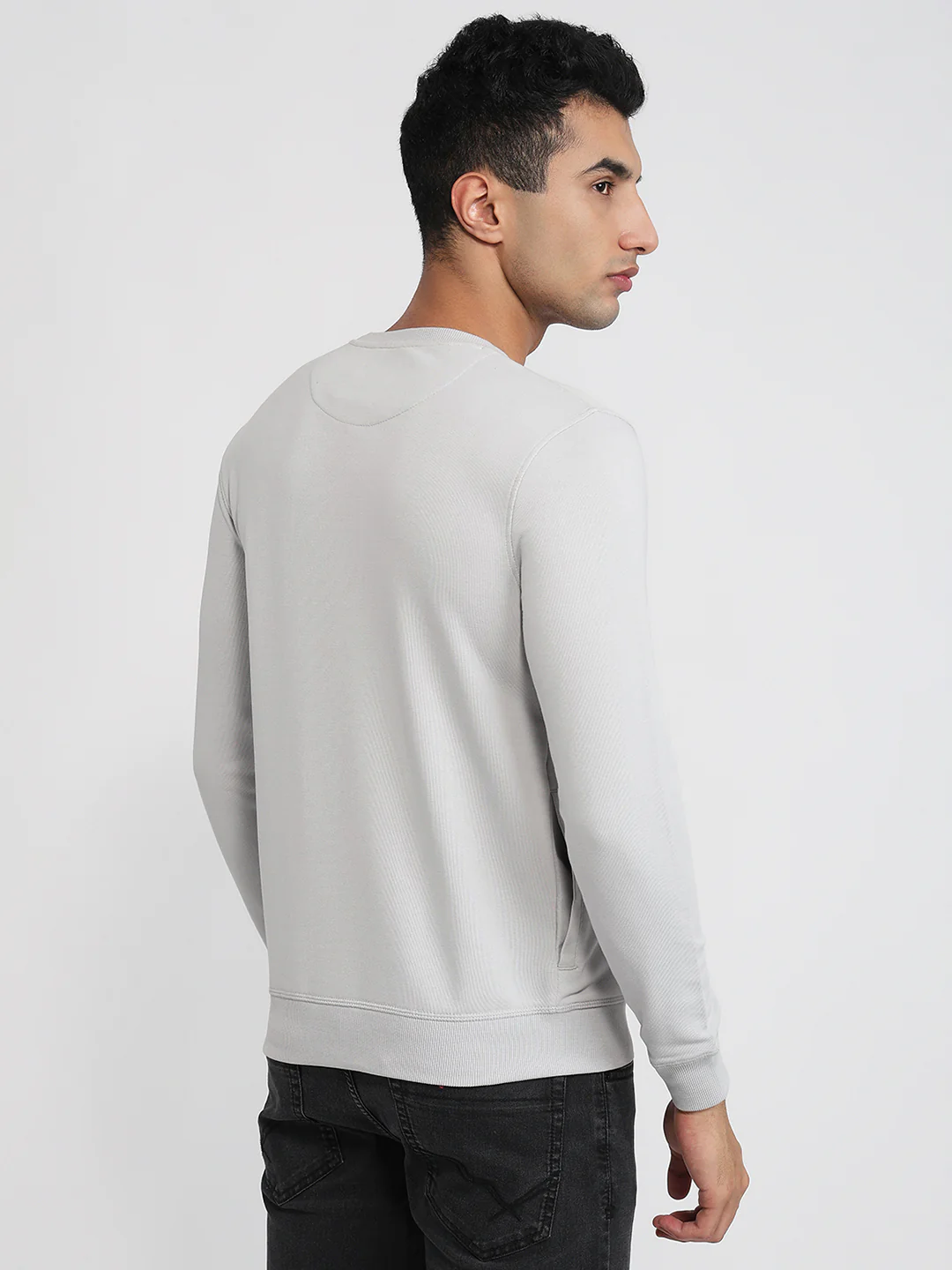 Park Avenue Men Grey Solid Slim Fit Cotton Blend Sweatshirt - Image 4