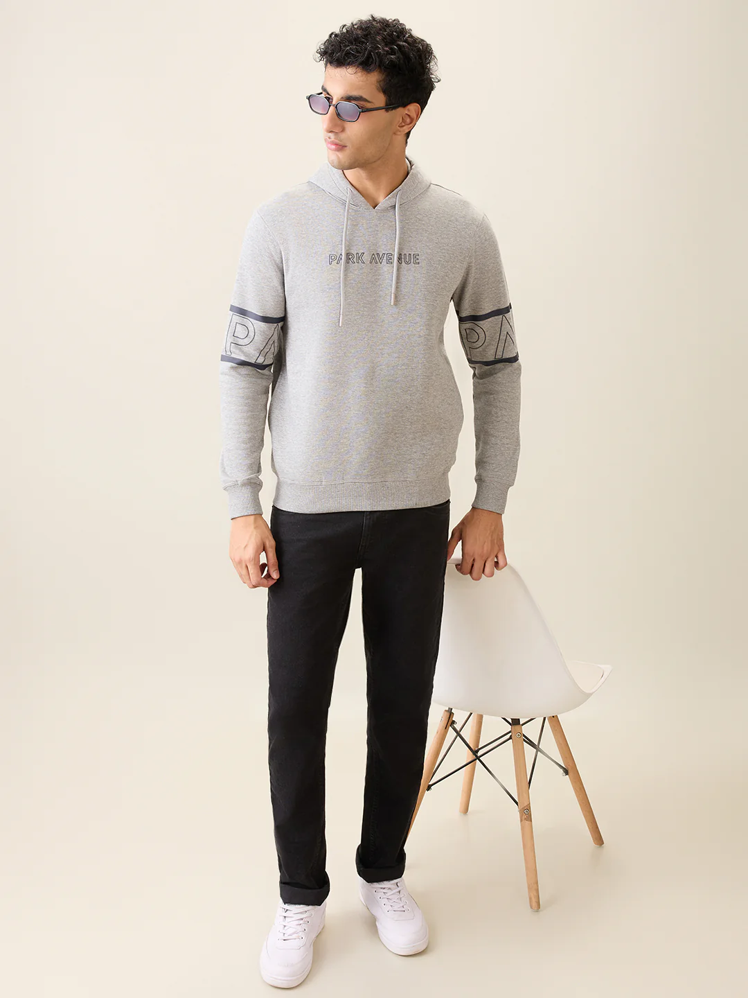 Park Avenue Men Grey Solid Slim Fit Cotton Blend Sweatshirt - Image 6