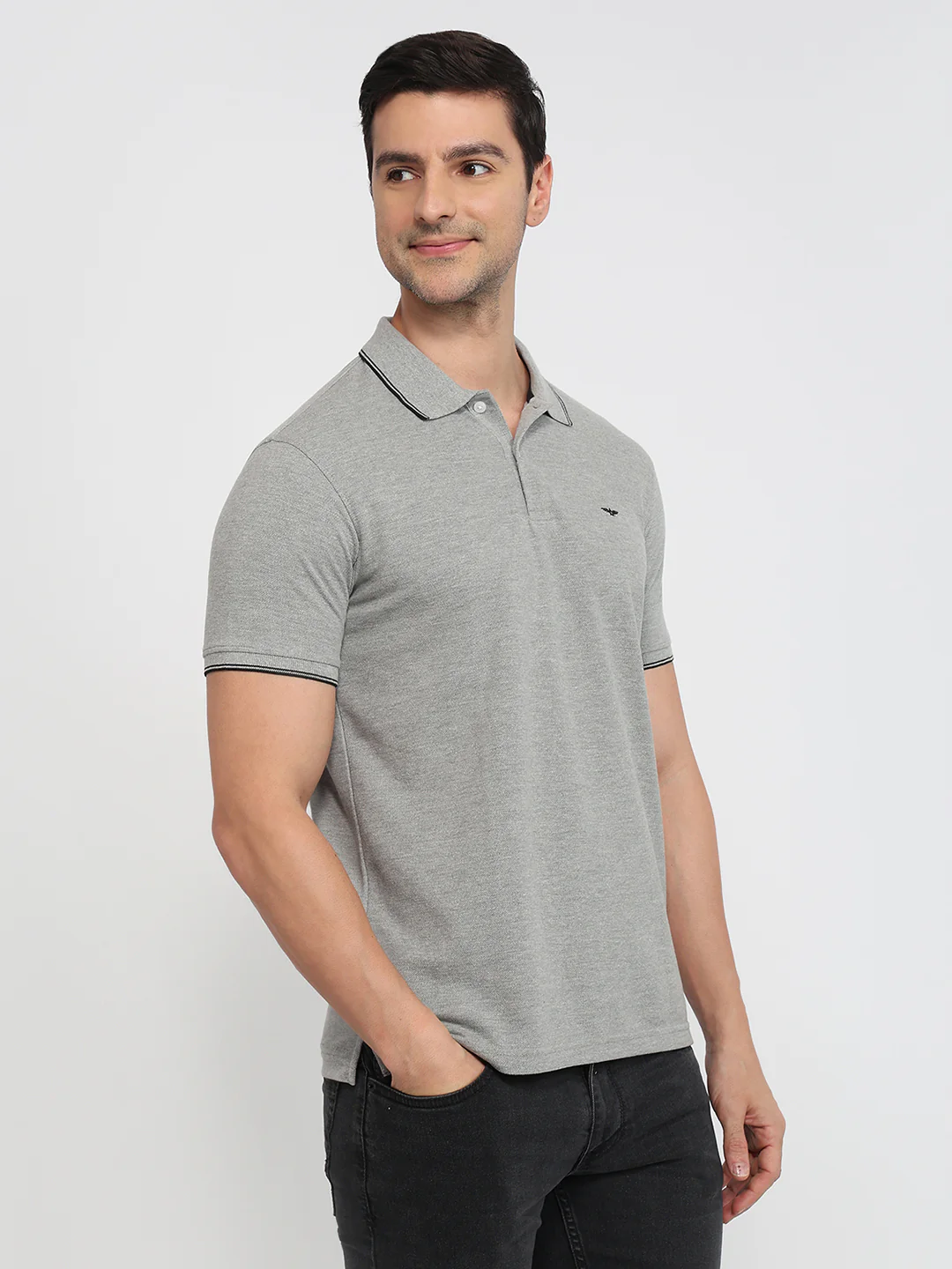 Park Avenue Men Grey Solid Slim Fit Cotton Blend T-Shirt - Image 3