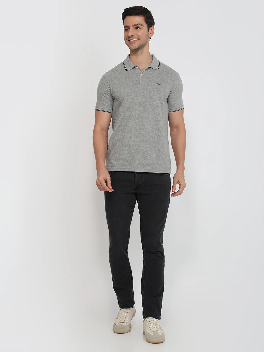 Park Avenue Men Grey Solid Slim Fit Cotton Blend T-Shirt - Image 5