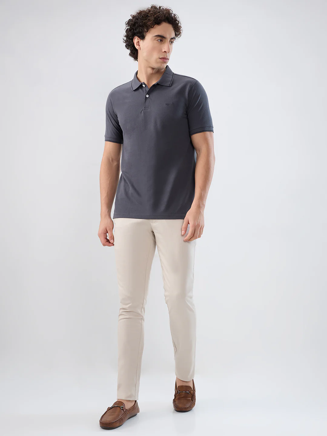 Park Avenue Men Grey Solid Slim Fit Cotton Blend T-shirt - Image 6