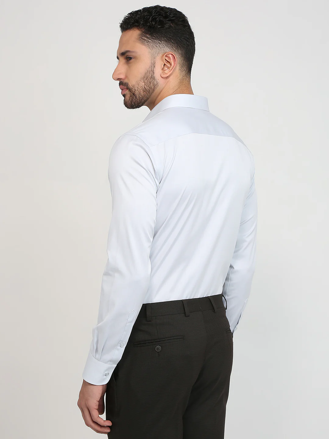 Park Avenue Men Grey Solid Slim Fit Cotton Full Sleeve Formal Shirt - Image 4