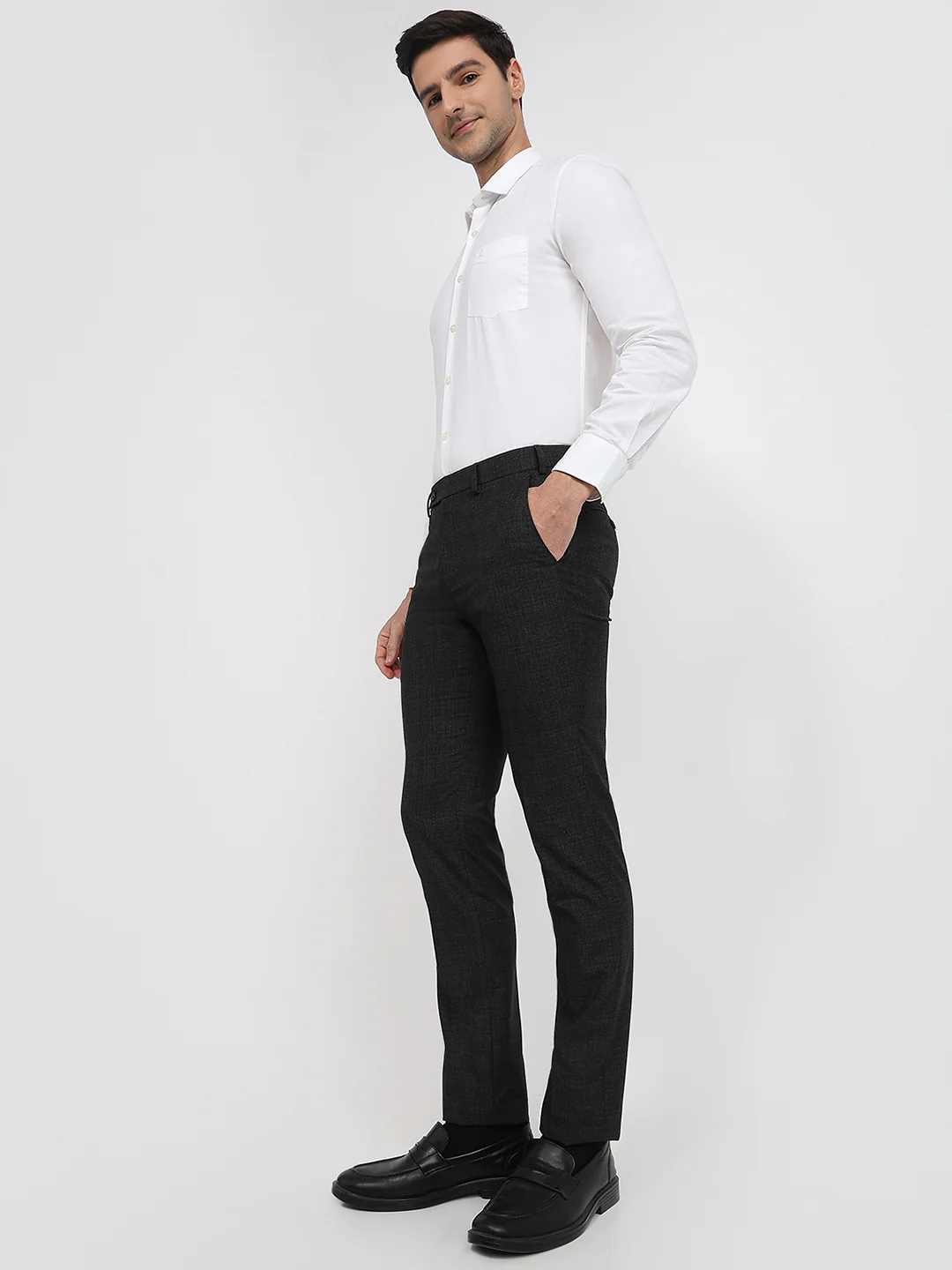 Park Avenue Men Grey Solid Slim Fit Polyester Blend Trouser - Image 5