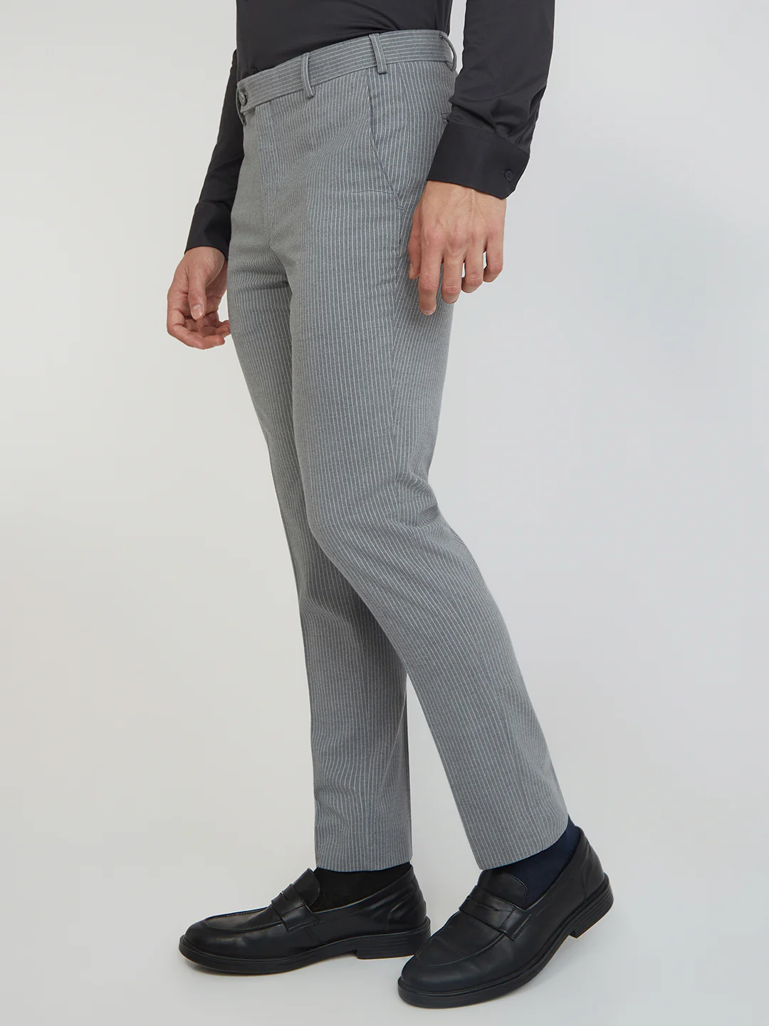 Park Avenue Men Grey Solid Super Slim Fit Polyester Blend Trouser - Image 3