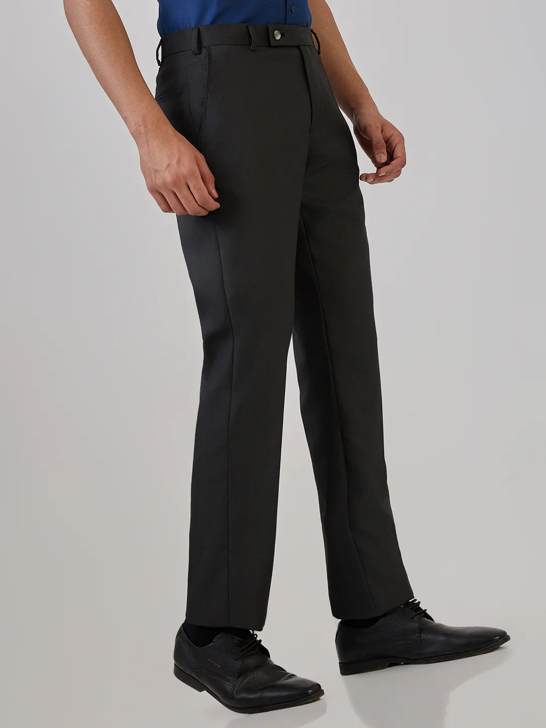 Park Avenue Men Grey Structure Regular Fit Polyester Blend Trouser - Image 3