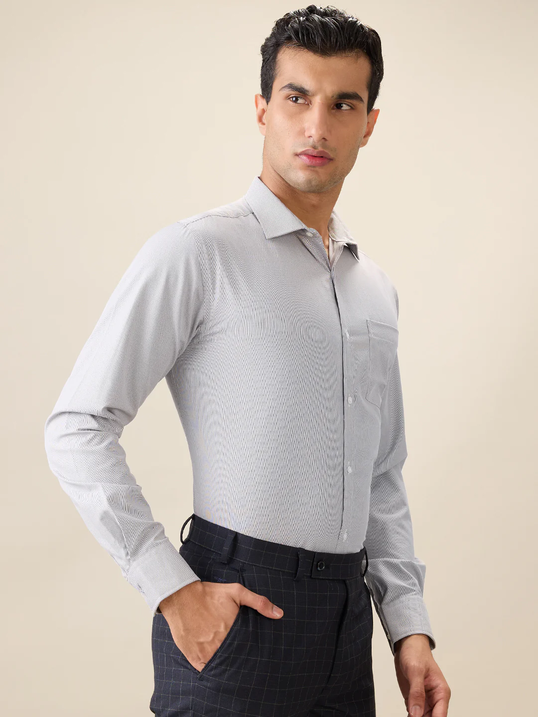 Park Avenue Men Grey Structure Slim Fit Cotton Blend Full Sleeve Formal Shirt - Image 2