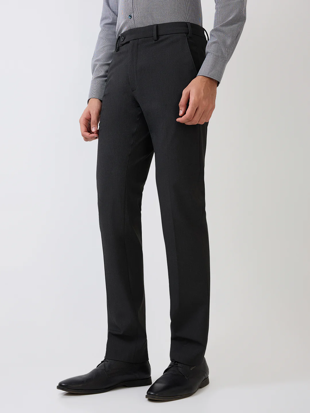 Park Avenue Men Grey Twill Slim Fit Polyester Blend Trouser - Image 2