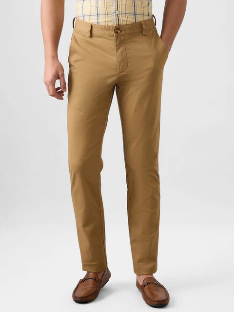 Park Avenue Men Khaki Solid Neo Fit Cotton Blend Trouser