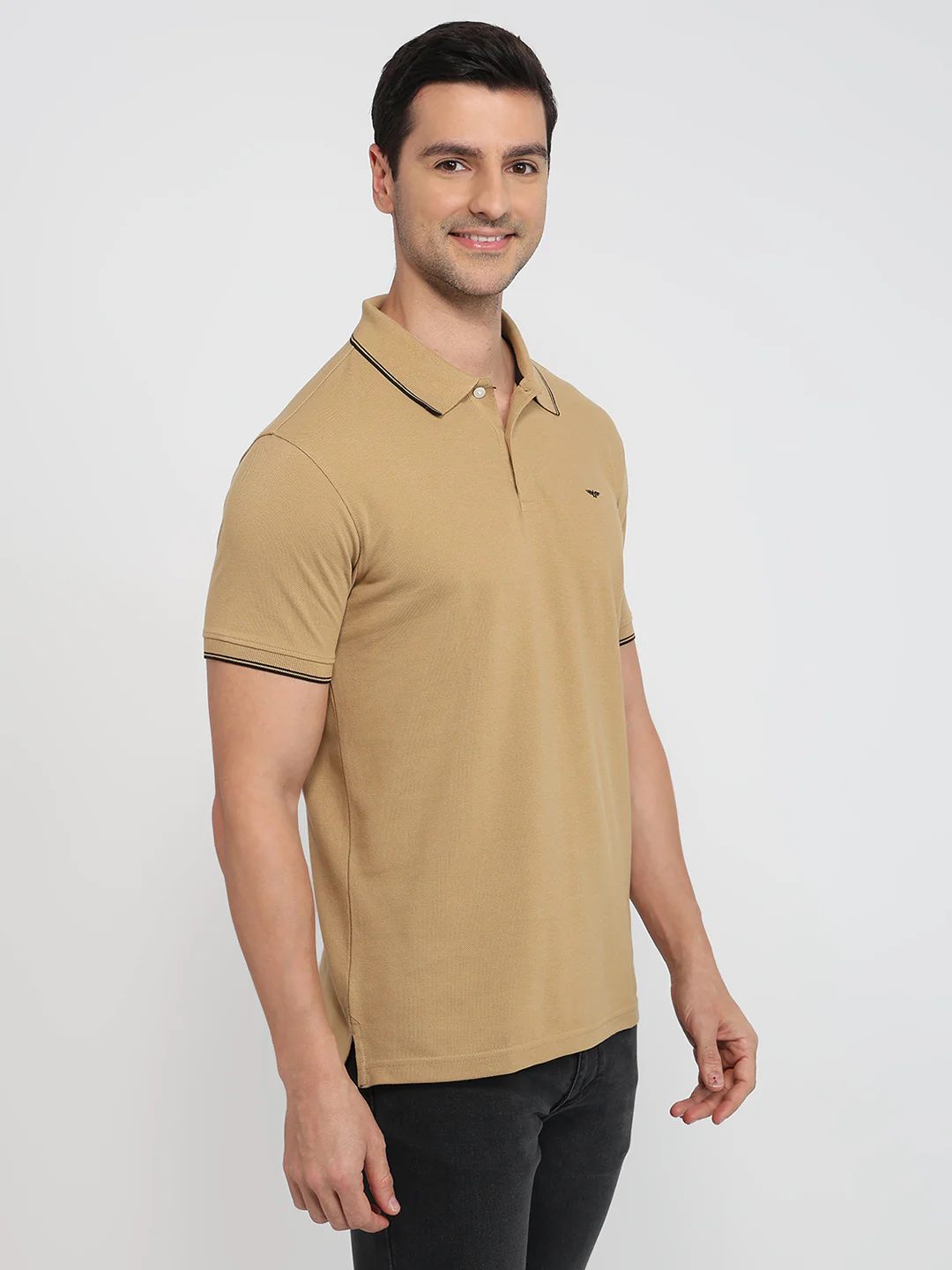 Park Avenue Men Khaki Solid Slim Fit Cotton Blend T-Shirt - Image 3