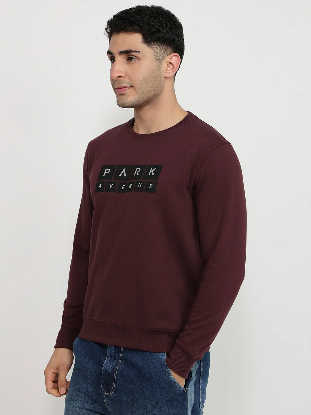 Park Avenue Men Maroon Print Slim Fit Cotton Blend Sweatshirt - Image 2
