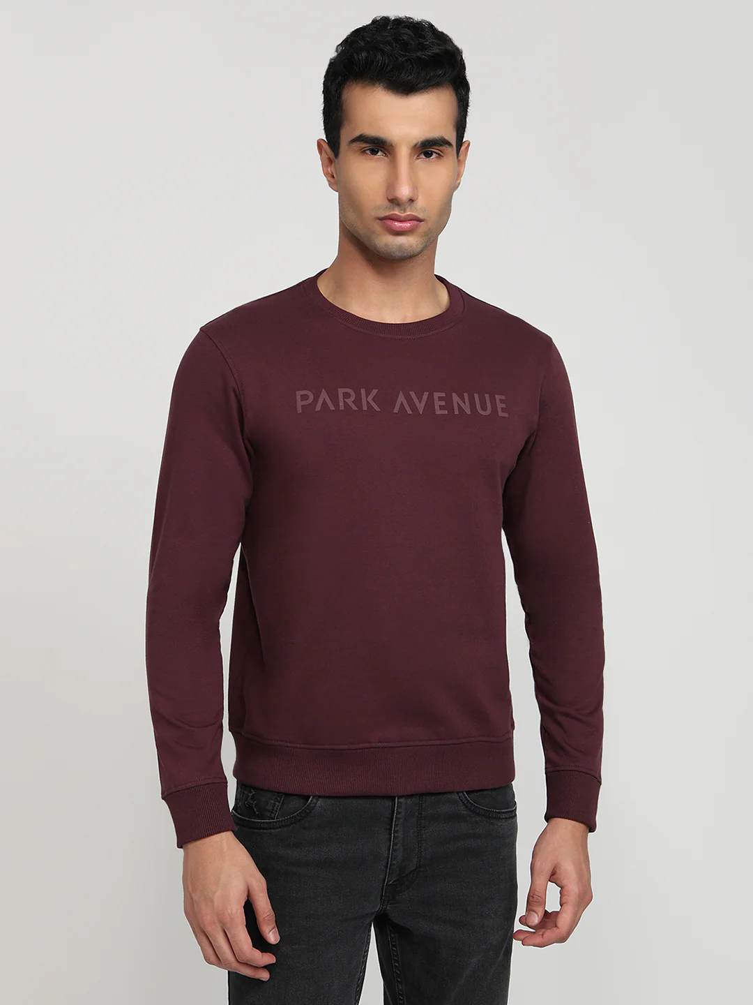 Park Avenue Men Maroon Solid Slim Fit Cotton Blend Sweatshirt
