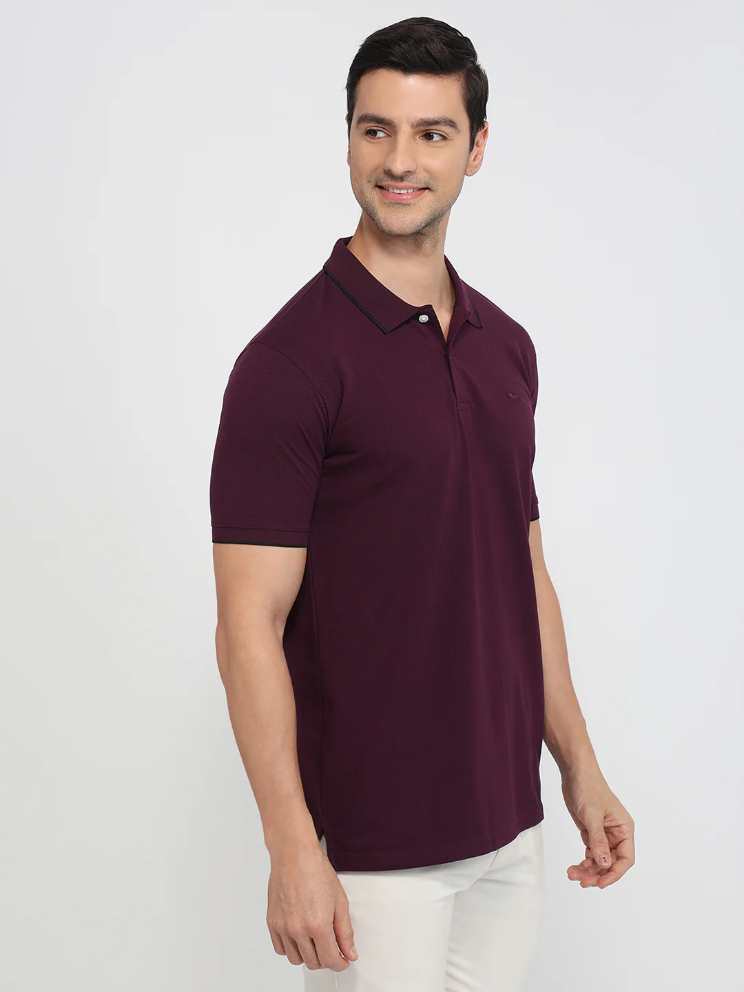 Park Avenue Men Maroon Solid Slim Fit Cotton Blend T-Shirt - Image 3