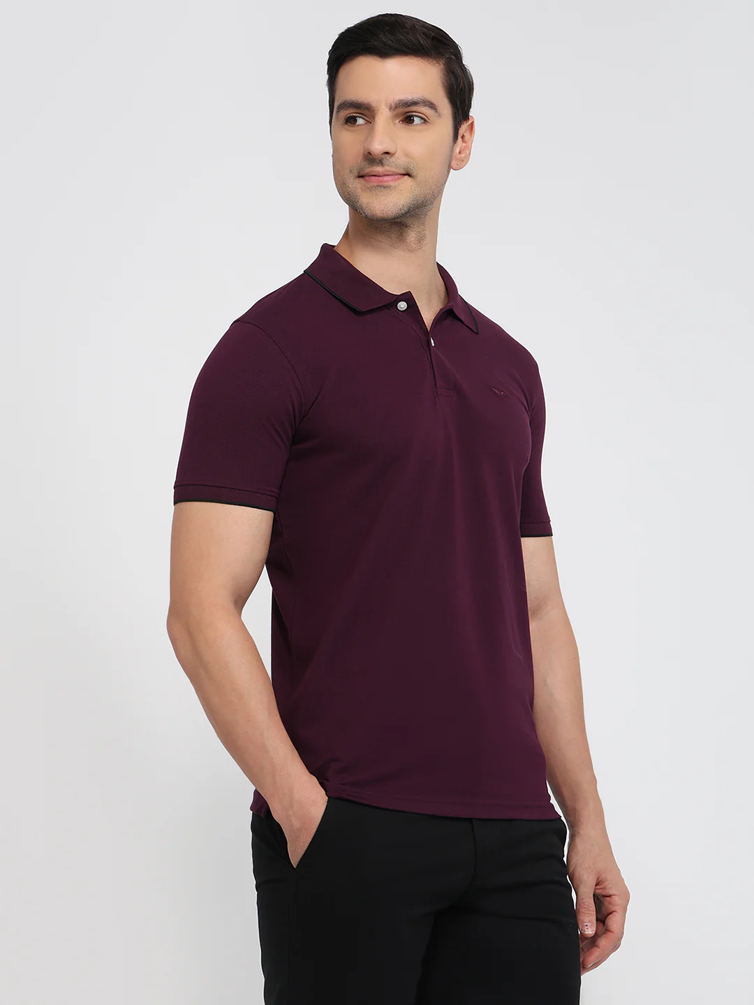 Park Avenue Men Maroon Solid Slim Fit Cotton Blend T-Shirt - Image 3