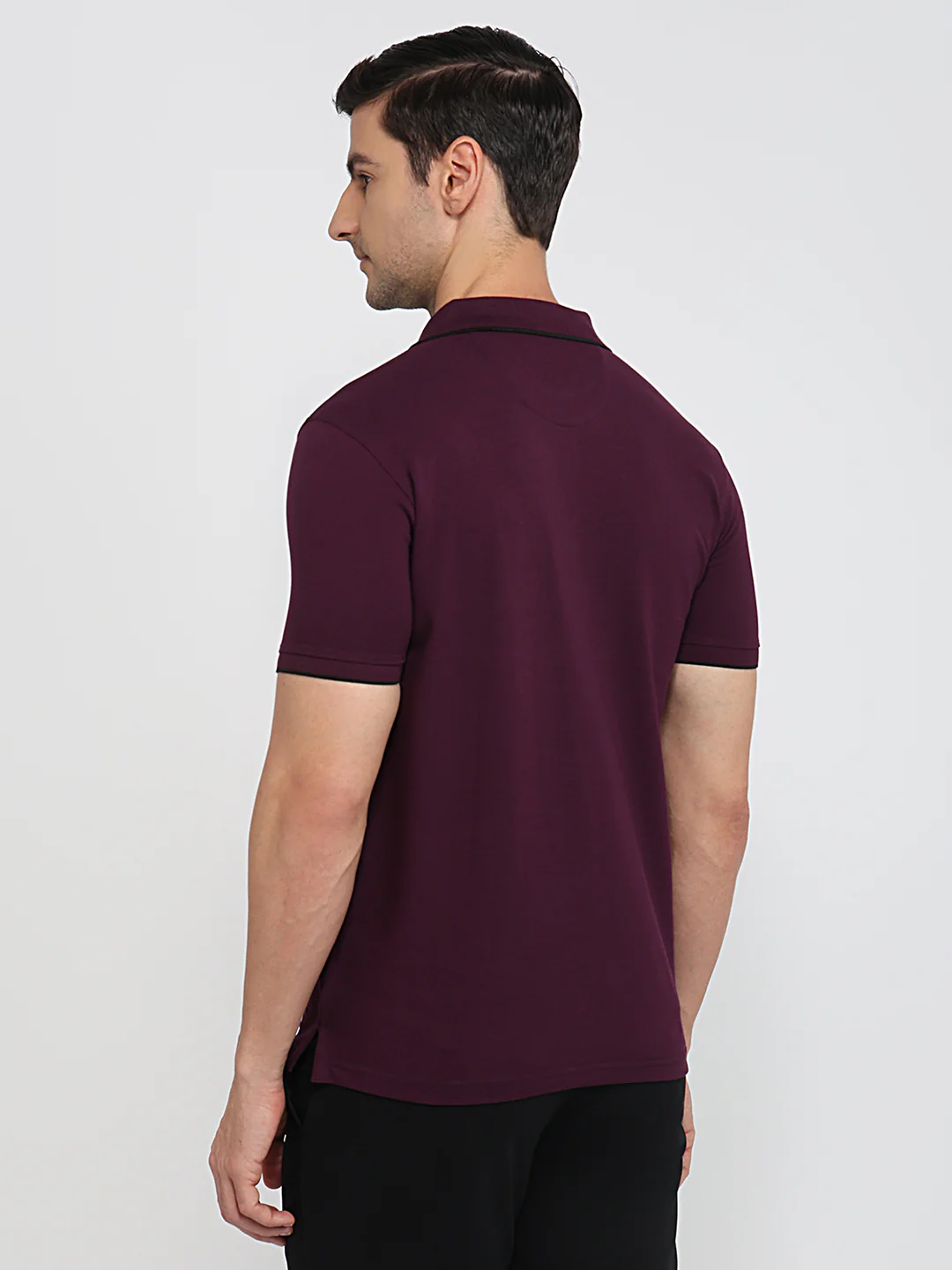 Park Avenue Men Maroon Solid Slim Fit Cotton Blend T-Shirt - Image 5