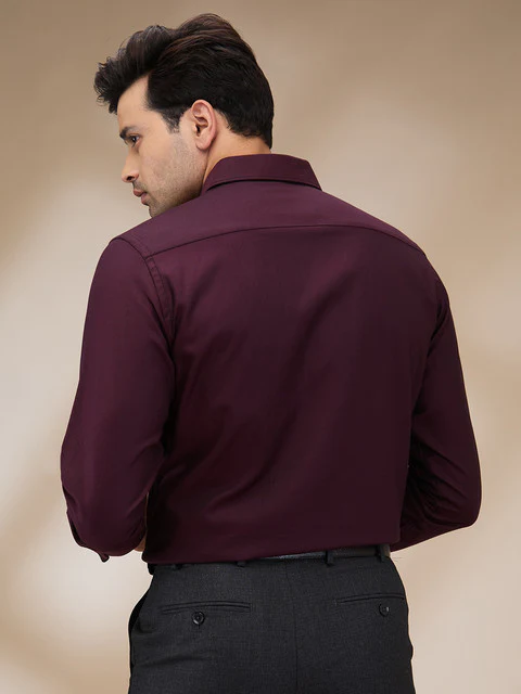 Park Avenue Men Maroon Structure Luxus Fit Cotton Shirt - Image 4