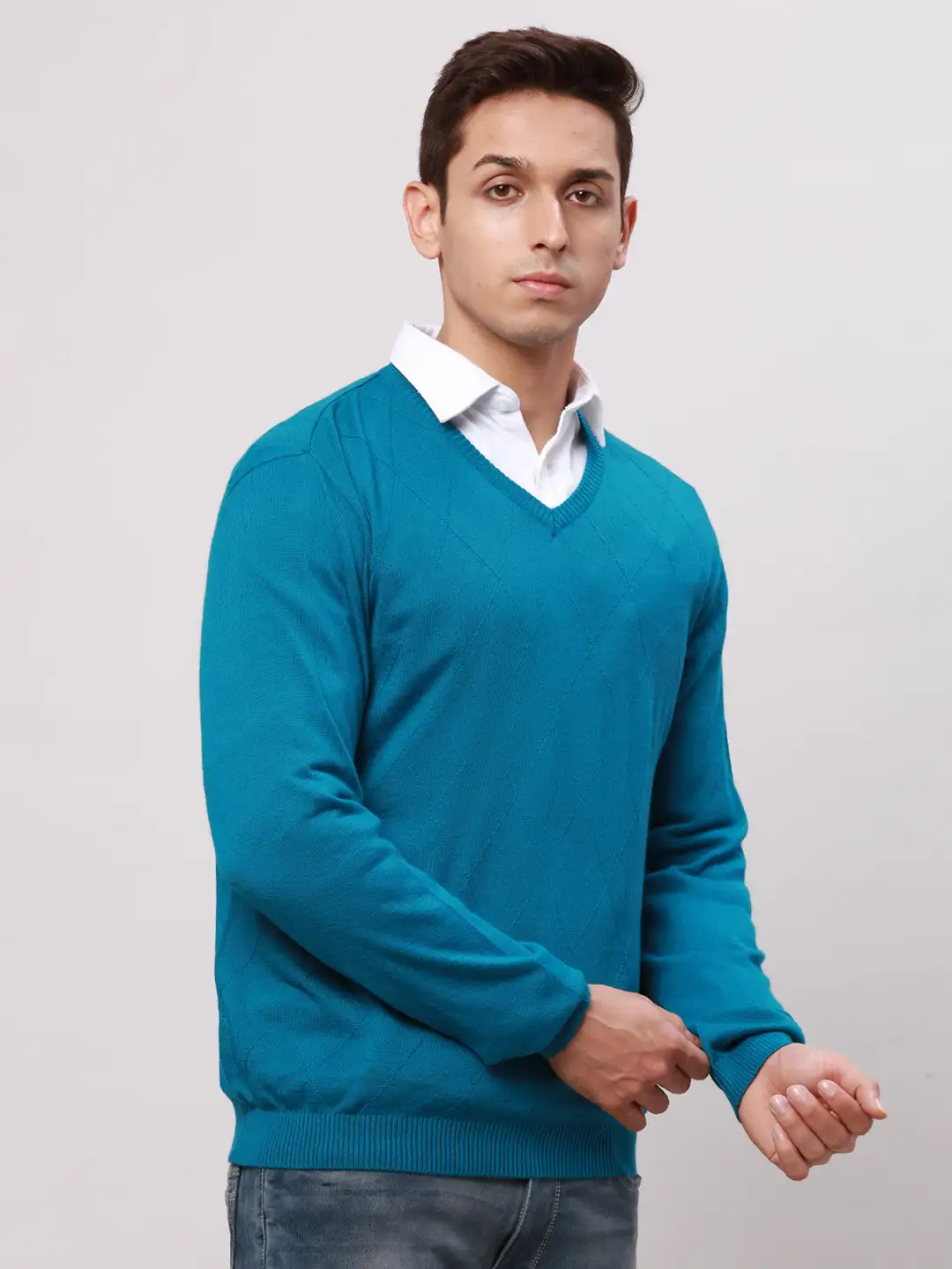Park Avenue Men Petrol Regular Fit Solid Cotton Full Sleeve V Neck Collar Pullovers - Image 2
