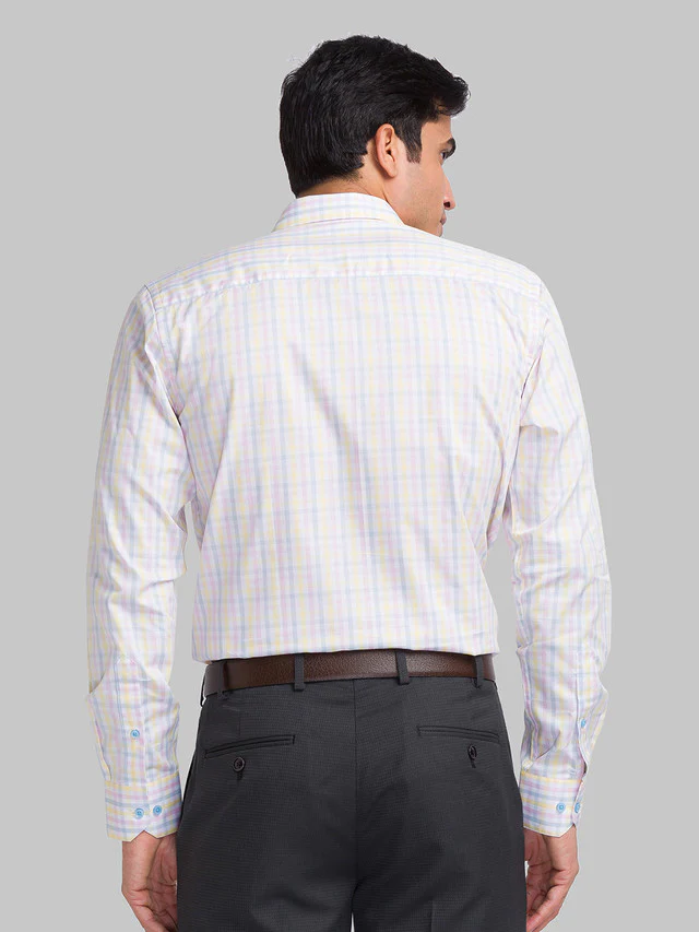 Park Avenue Men White Checkered Slim Fit Cotton Formal Shirt - Image 4