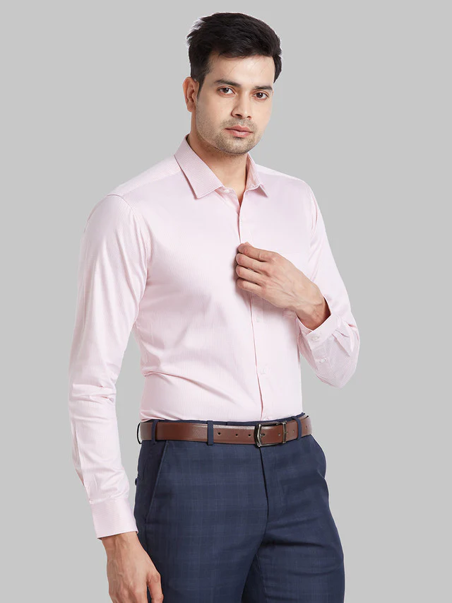 Park Avenue Men Pink Checkered Slim Fit Cotton Formal Shirt - Image 2