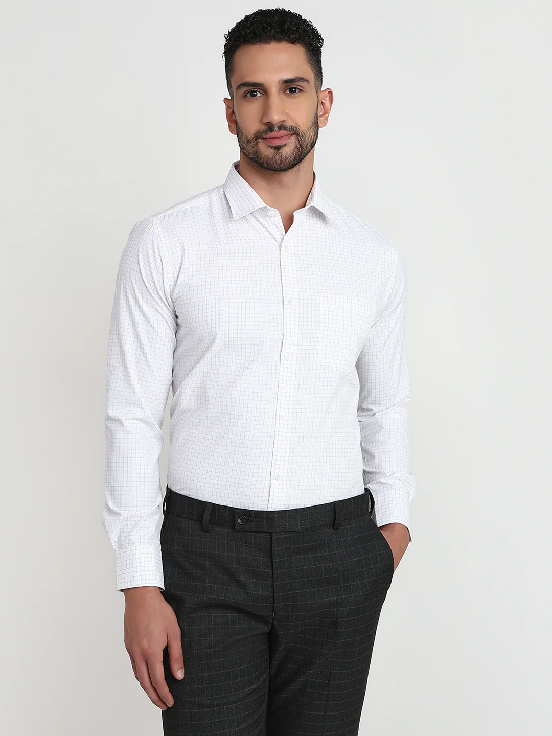 Park Avenue Men White Checks Slim Fit Cotton Blend Formal Shirt