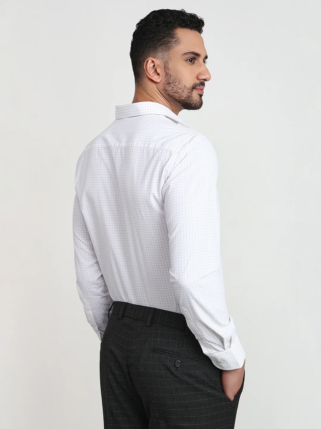 Park Avenue Men White Checks Slim Fit Cotton Blend Formal Shirt - Image 4
