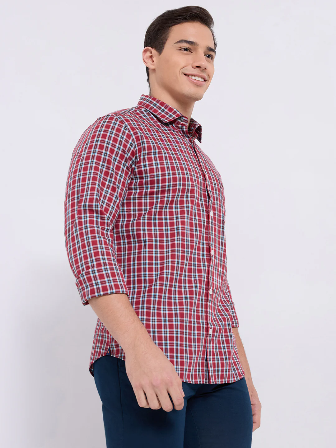 Park Avenue Men Red Checks Slim Fit Cotton Casual Shirt - Image 4