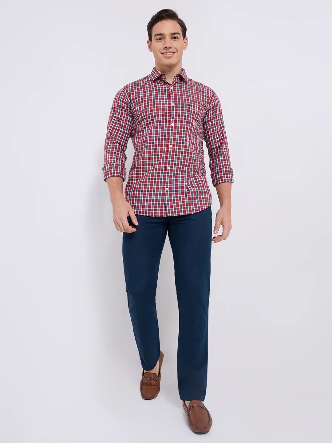 Park Avenue Men Red Checks Slim Fit Cotton Casual Shirt - Image 5