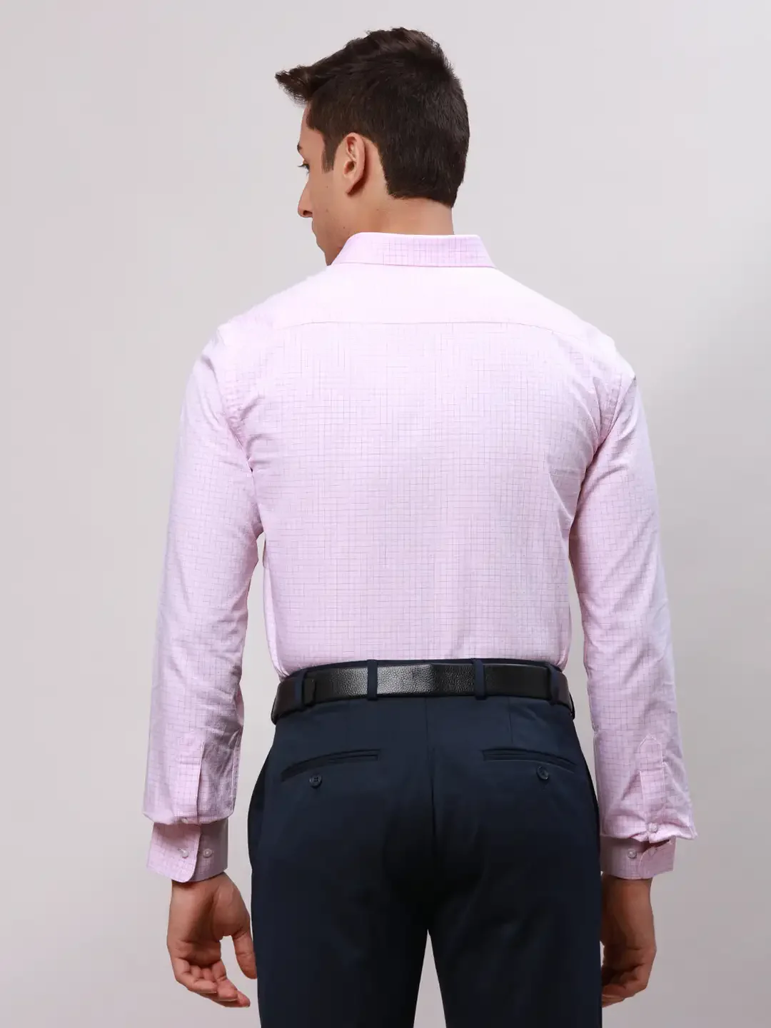 Park Avenue Men Pink Checks Slim Fit Cotton Formal Shirt - Image 4