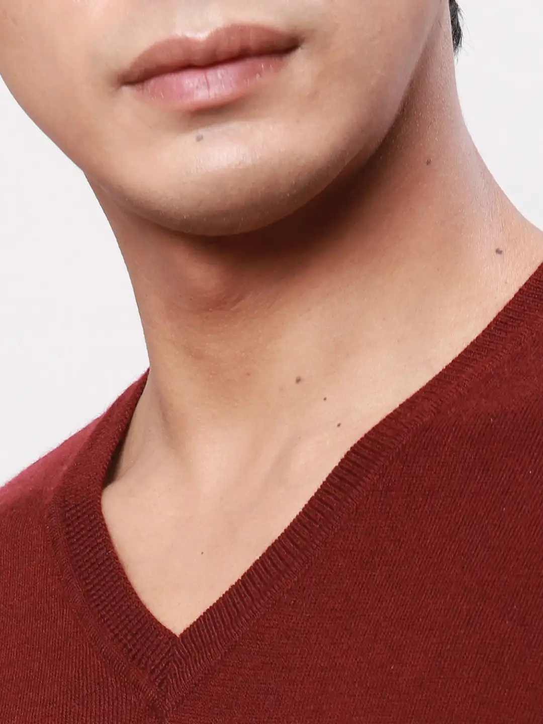 Park Avenue Men Red Solid Regular Acrylic Blend Full Sleeve Pullover - Image 6