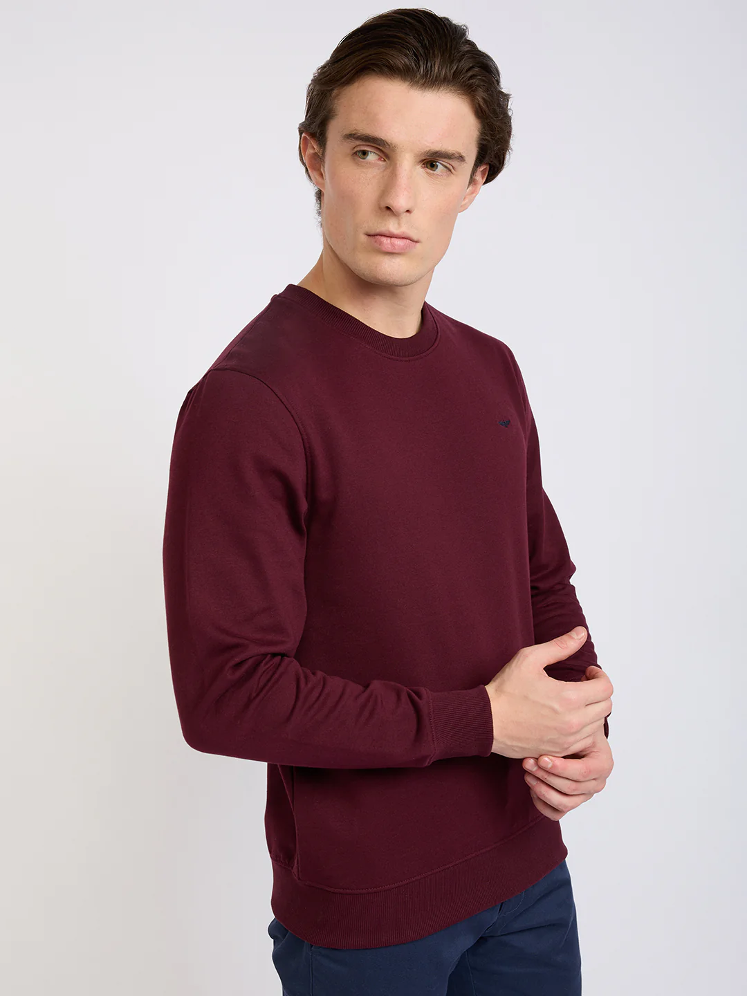 Park Avenue Men Red Solid Slim Fit Cotton Blend Round Neck Collar Sweatshirt - Image 2