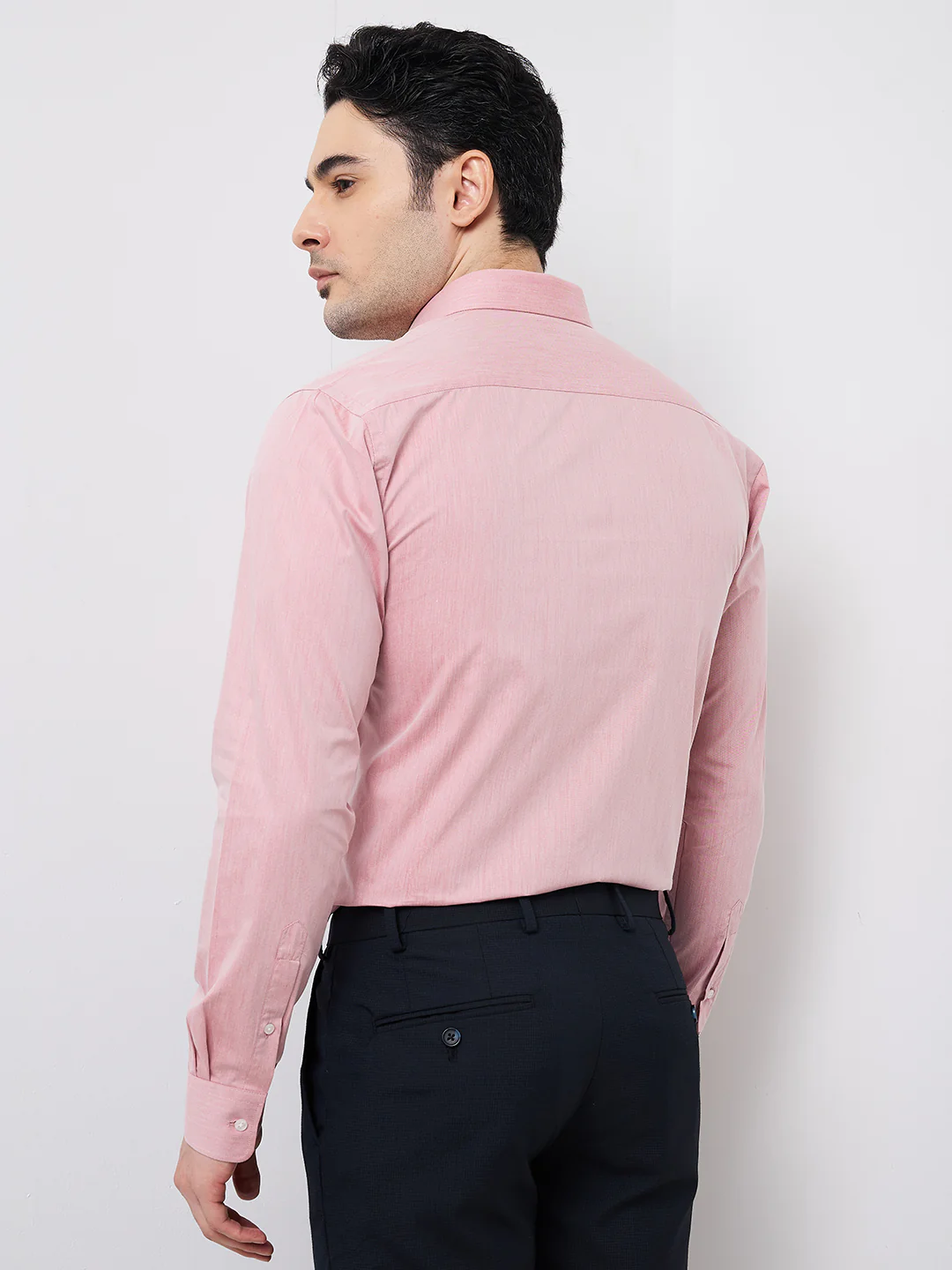 Park Avenue Men Red Solid Slim Fit Cotton Blend Shirt - Image 4