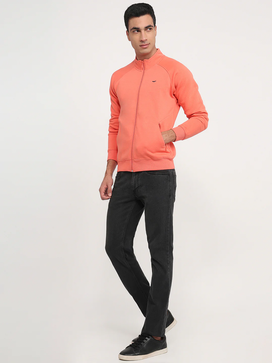 Park Avenue Men Red Solid Slim Fit Cotton Blend Sweatshirt - Image 5