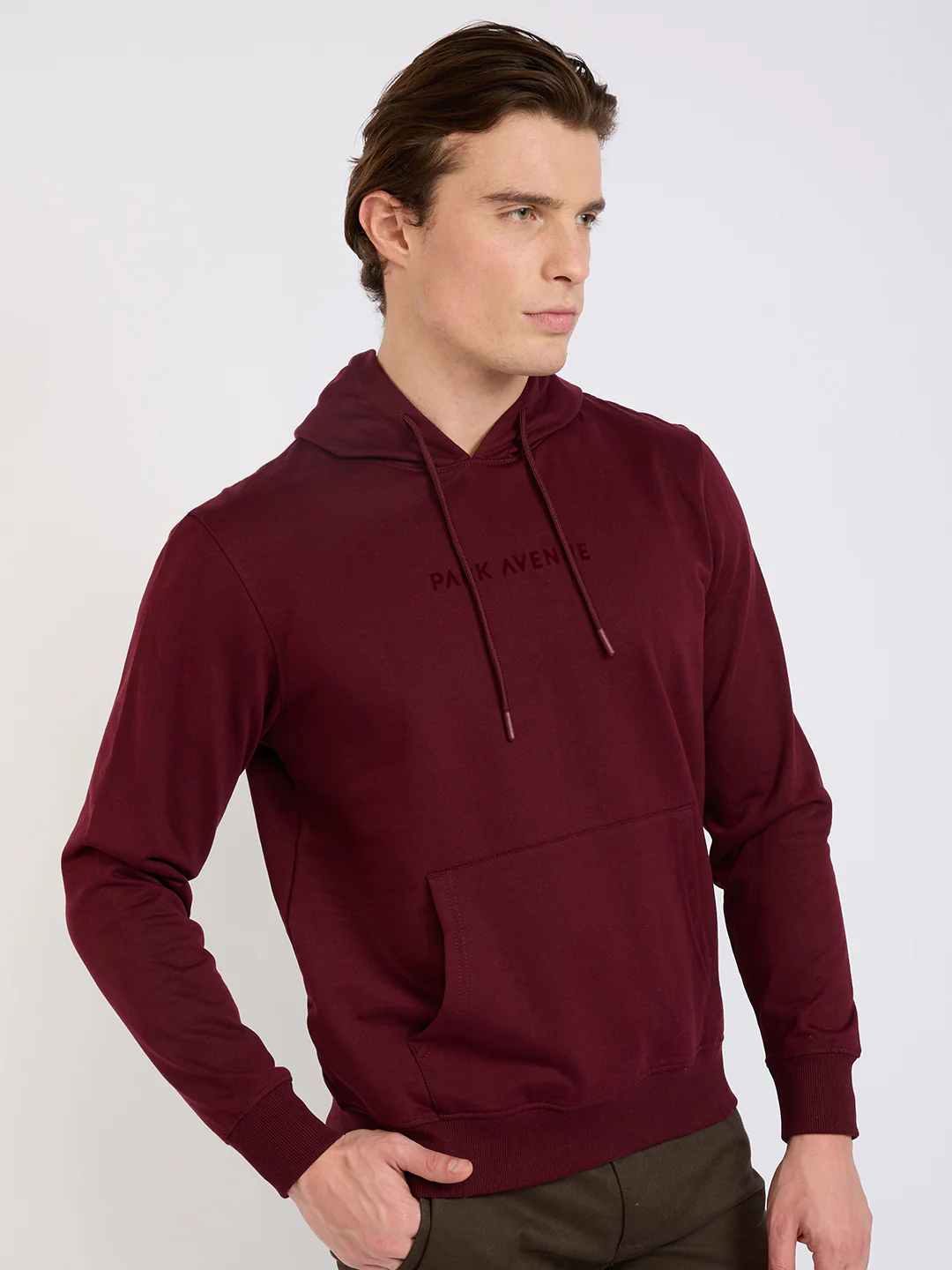 Park Avenue Men Red Solid Slim Fit Cotton Blend Sweatshirt - Image 2