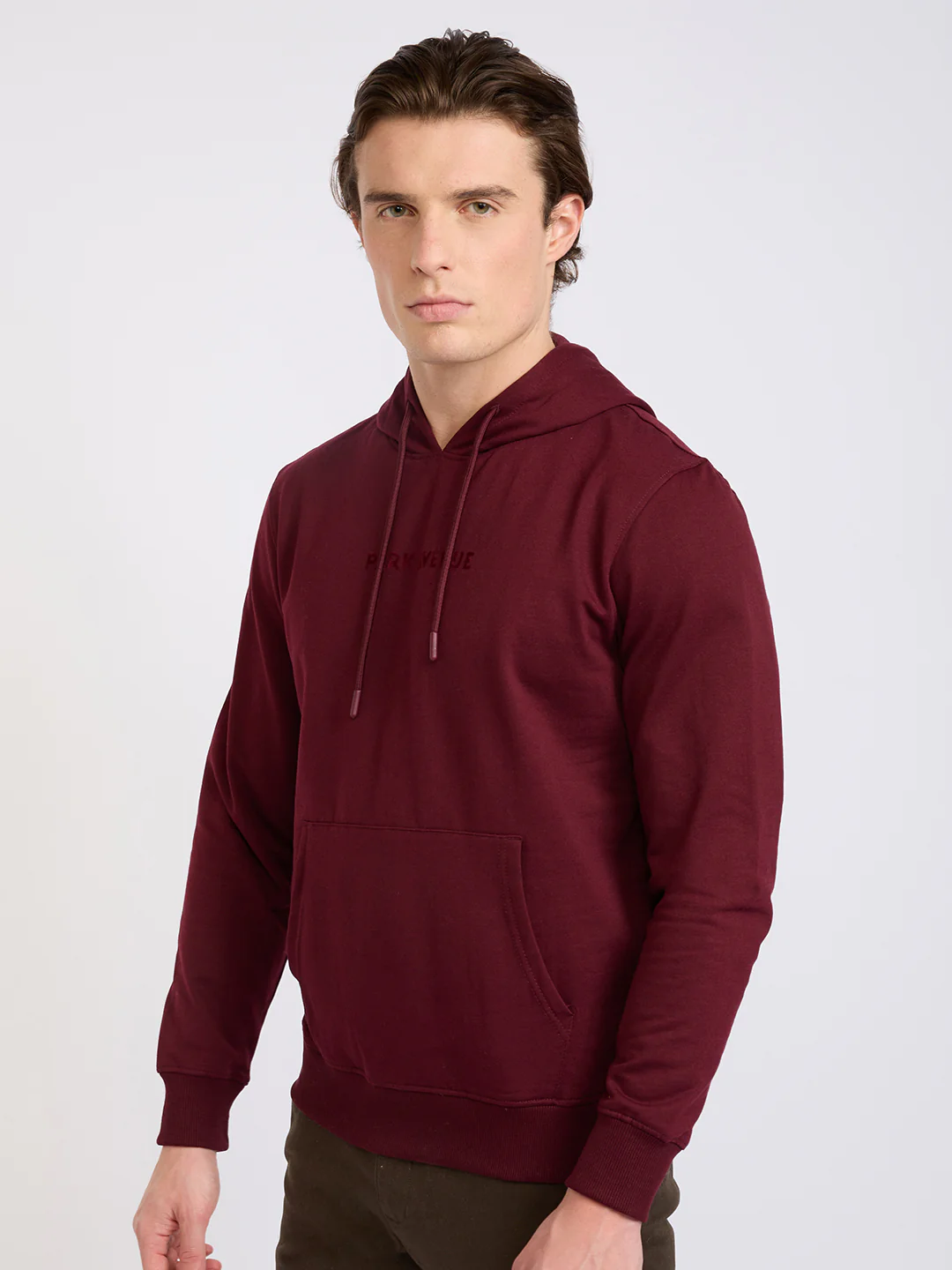 Park Avenue Men Red Solid Slim Fit Cotton Blend Sweatshirt - Image 3