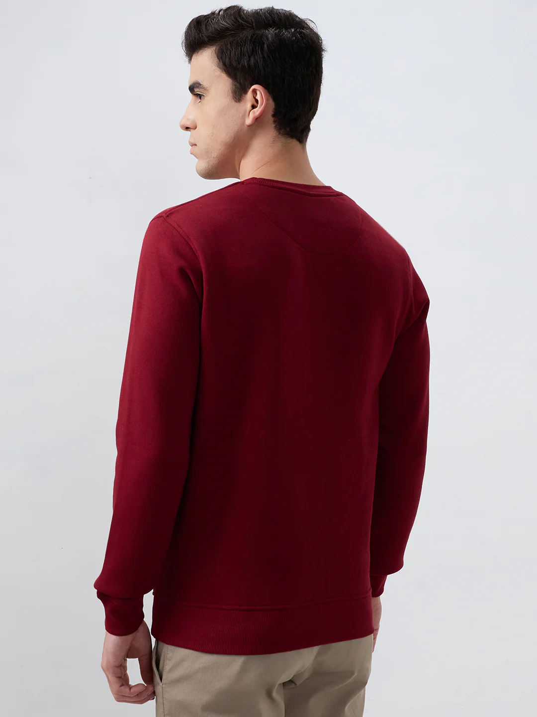 Park Avenue Men Red Solid Slim Fit Cotton Blend Sweatshirt - Image 4