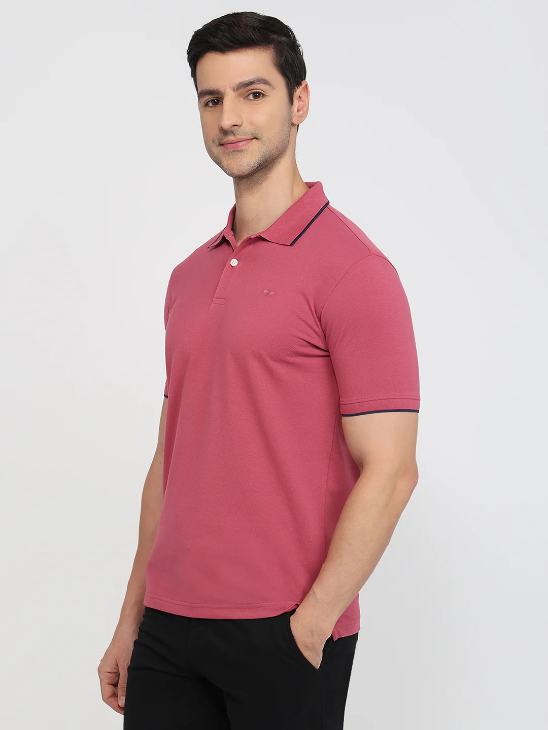 Park Avenue Men Red Solid Slim Fit Cotton Blend T-Shirt - Image 2