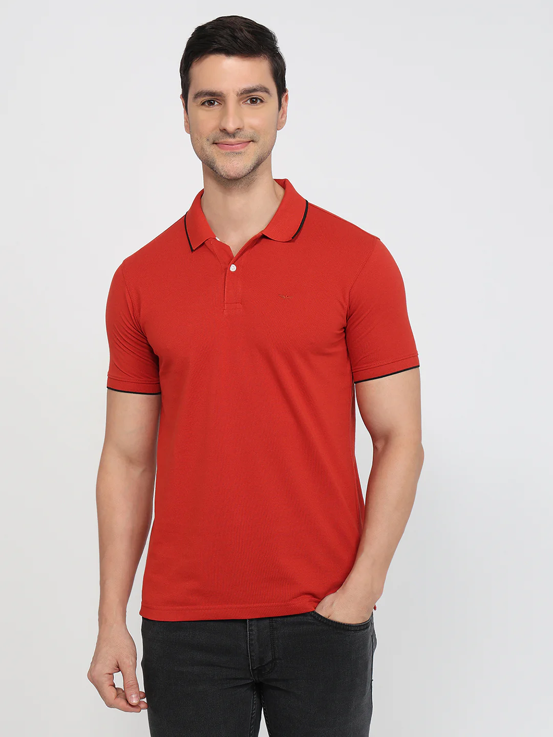 Park Avenue Men Red Solid Slim Fit Cotton Blend T-Shirt
