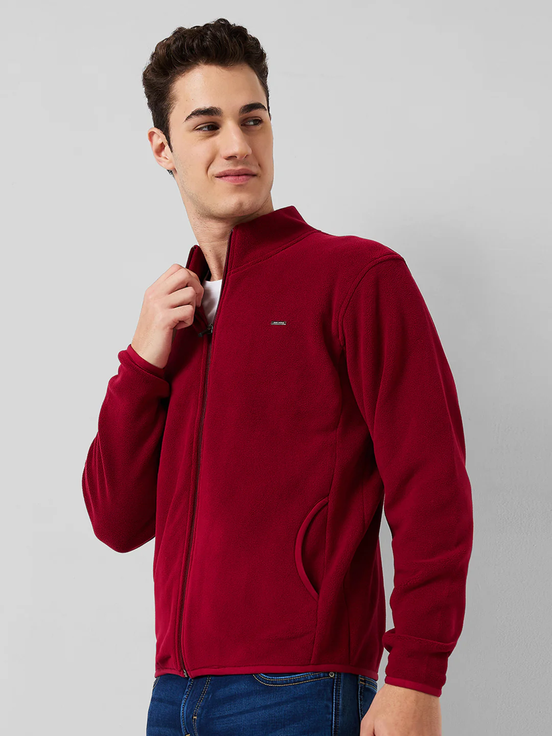 Park Avenue Men Red Solid Slim Fit Polyester Blend Sweatshirt - Image 2